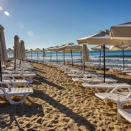 Sandy Bay Hotel 4*